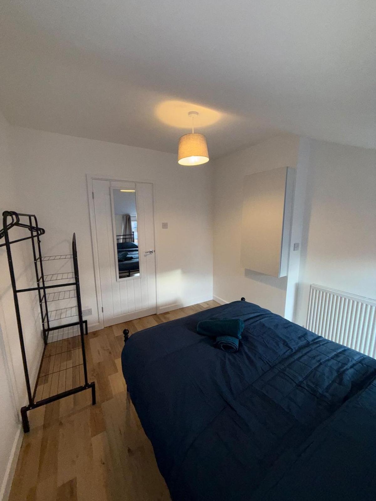 Charming 3-Bedroom House 카디프 외부 사진