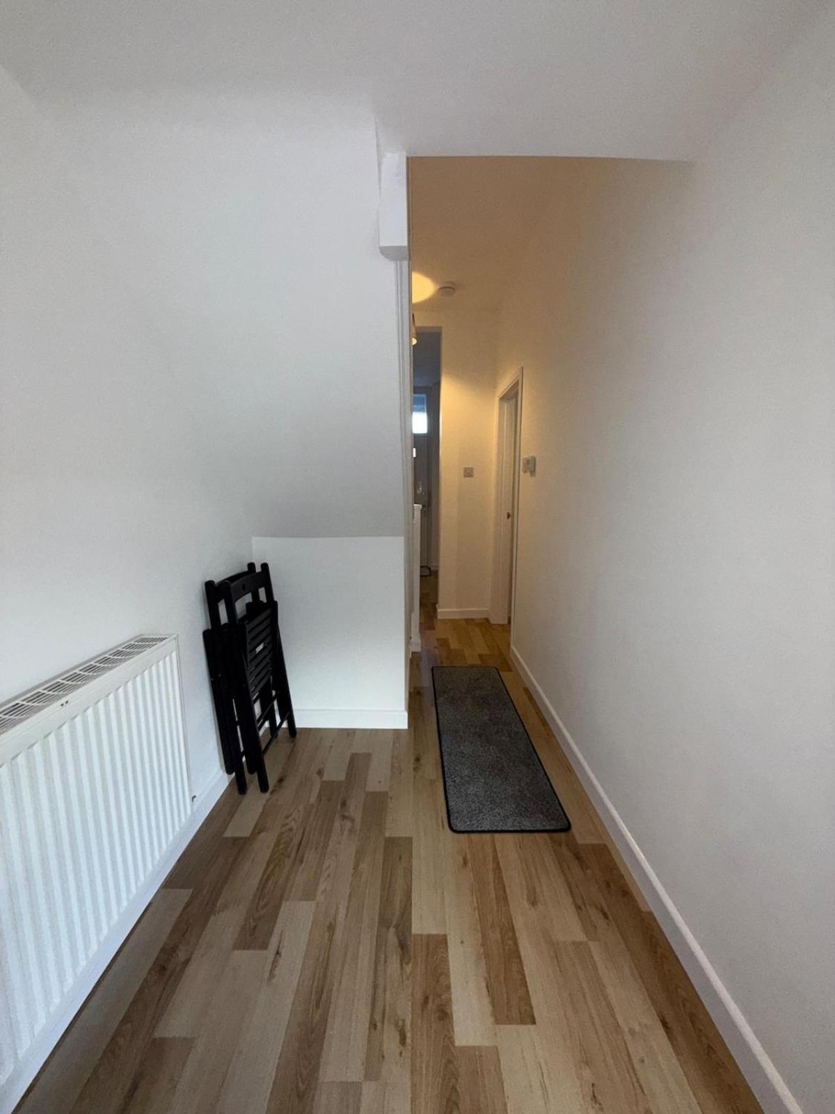 Charming 3-Bedroom House 카디프 외부 사진