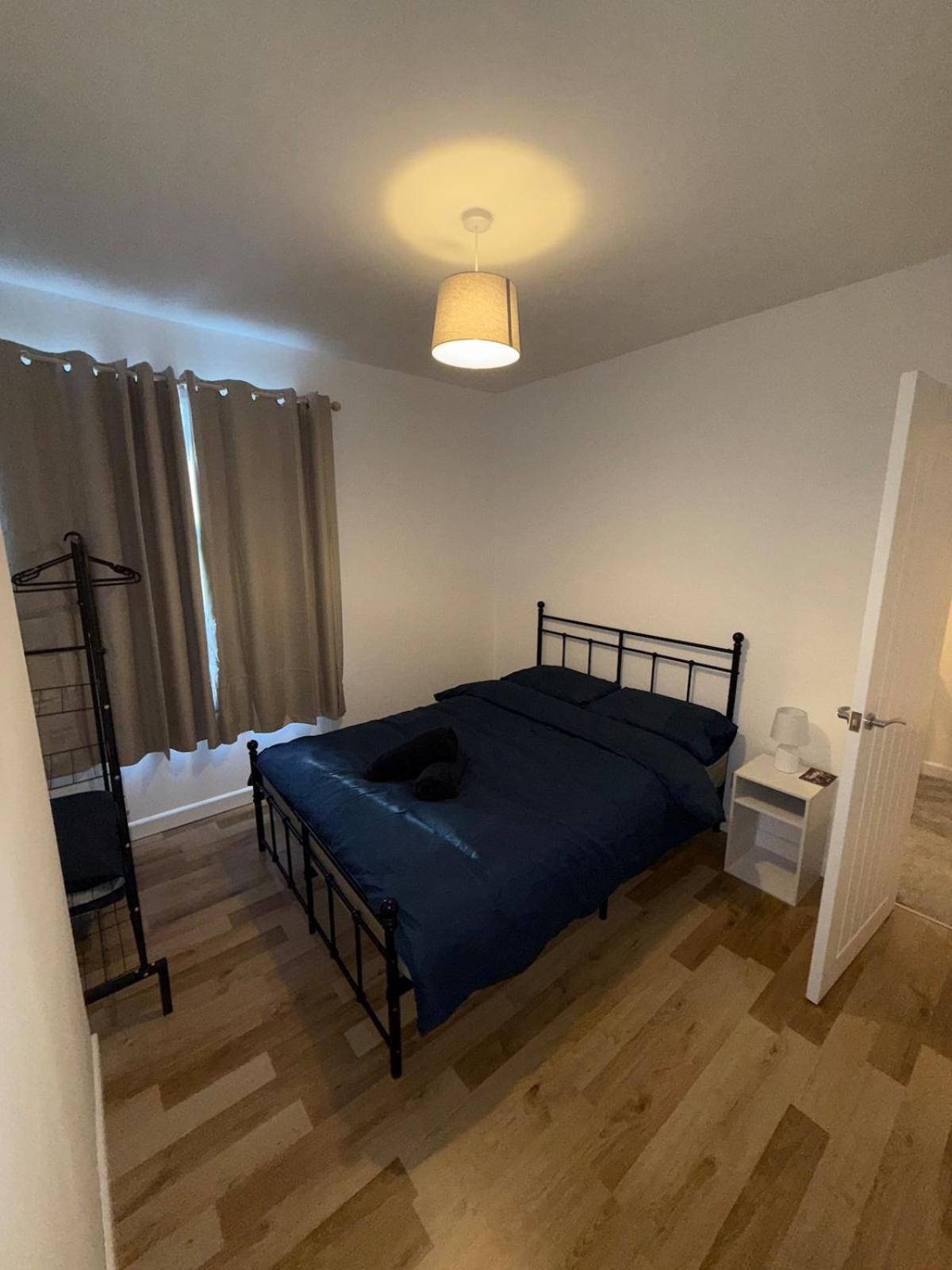 Charming 3-Bedroom House 카디프 외부 사진